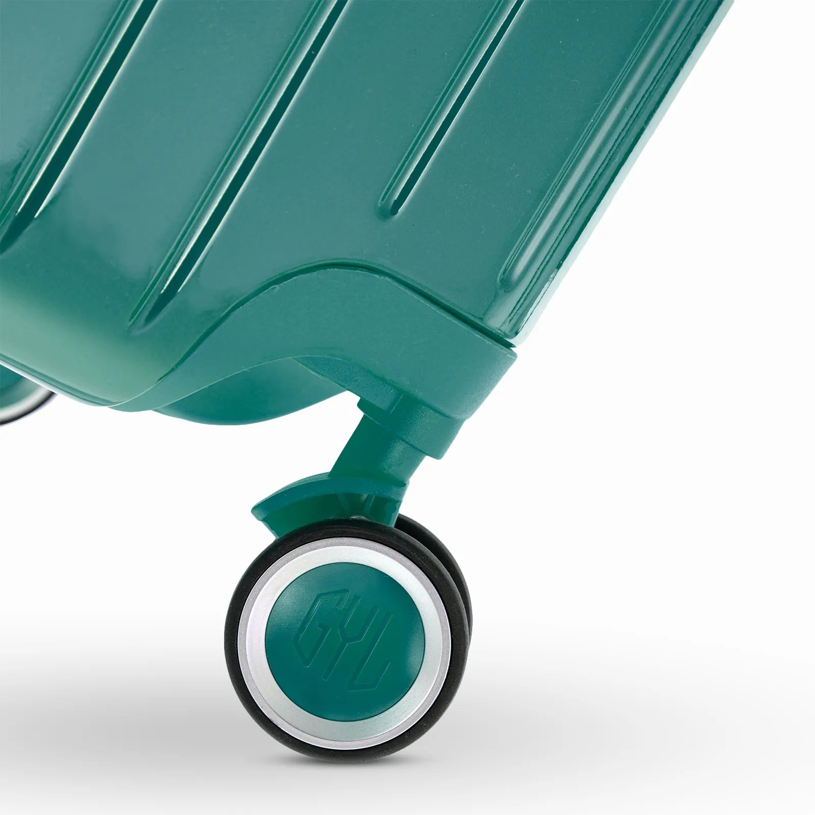 Roue double 360° de la valise GYL Intemporelle vert d'eau avec gravure du logo GYL sur le moyeu.