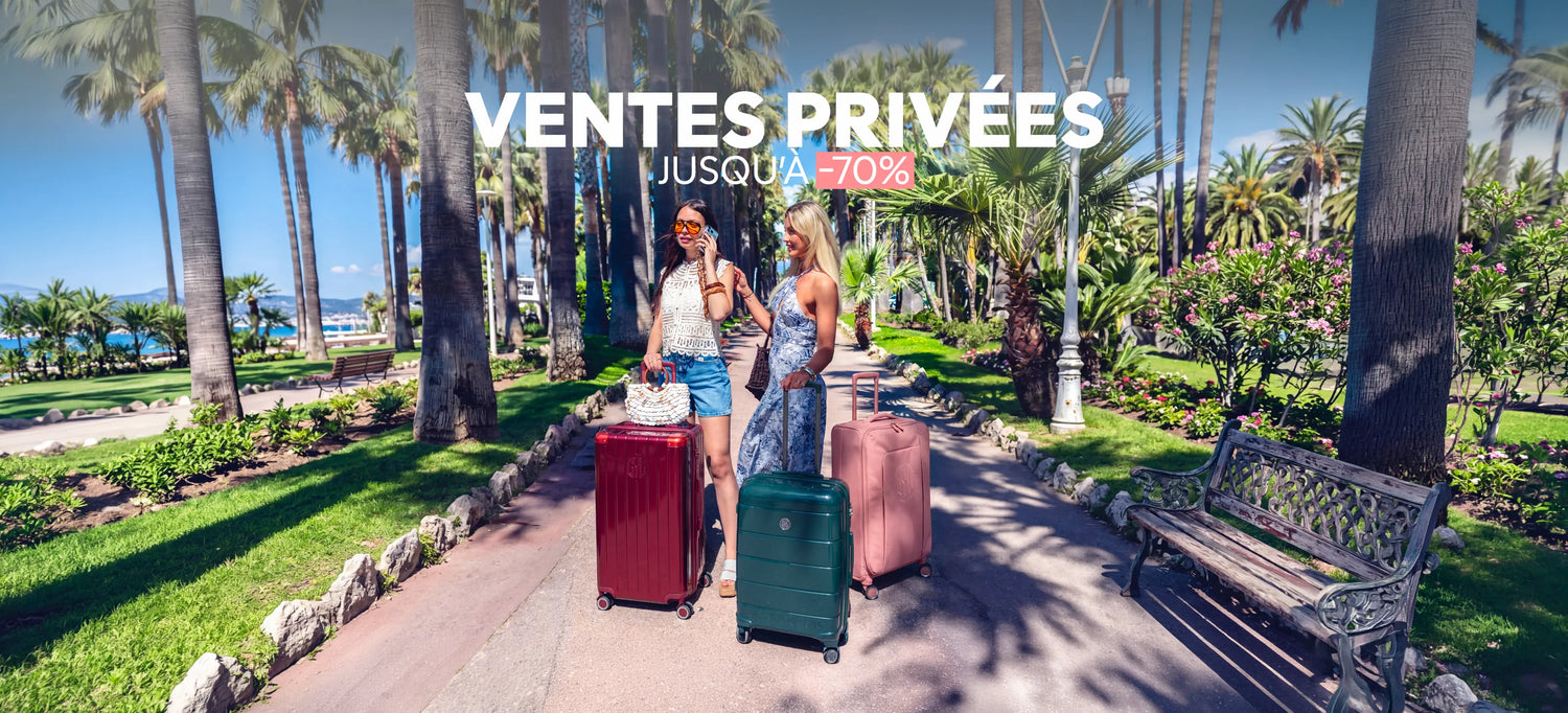 Ventes privées GYL jusqu'à -70 %, deux femmes et valises rigides GYL rouge, verte et rose sur la Croisette à Cannes