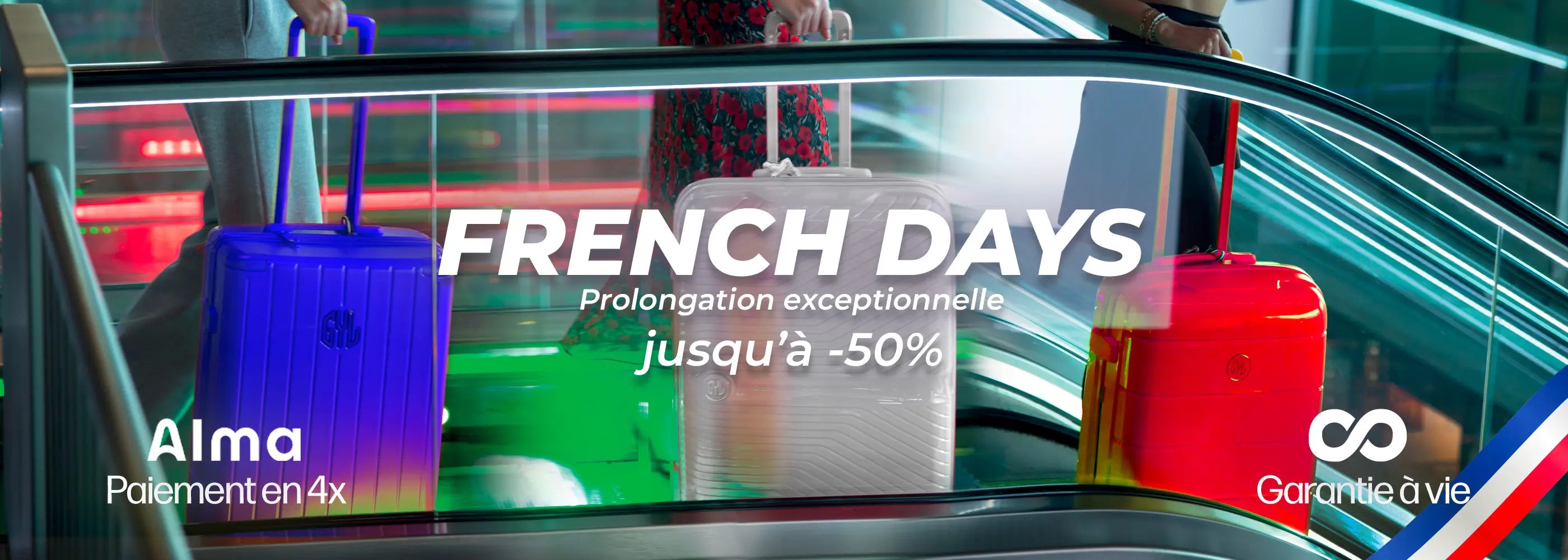Bannière horizontale French Days GYL – Jusqu’à -50% sur une sélection de valises rigides. Trois valises colorées (bleu, blanc, rouge) sur un escalator. Offre prolongée, paiement en 4x Alma et garantie à vie.
