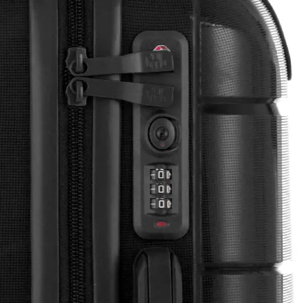 Serrure TSA intégrée sur une valise GYL avec fermeture éclair sécurisée