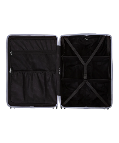 Roue double 360 de la valise GYL Intemporelle argent avec gravure du logo sur le moyeu