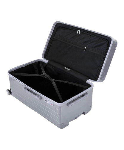 Interieur de la valise trunk GYL L argent ouvert avec compartiments et sangles
